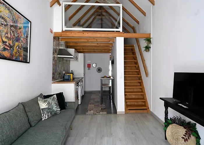 Dandy\'S Blue Apartments