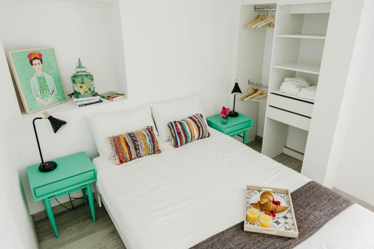Dandy's Blue Apartment
