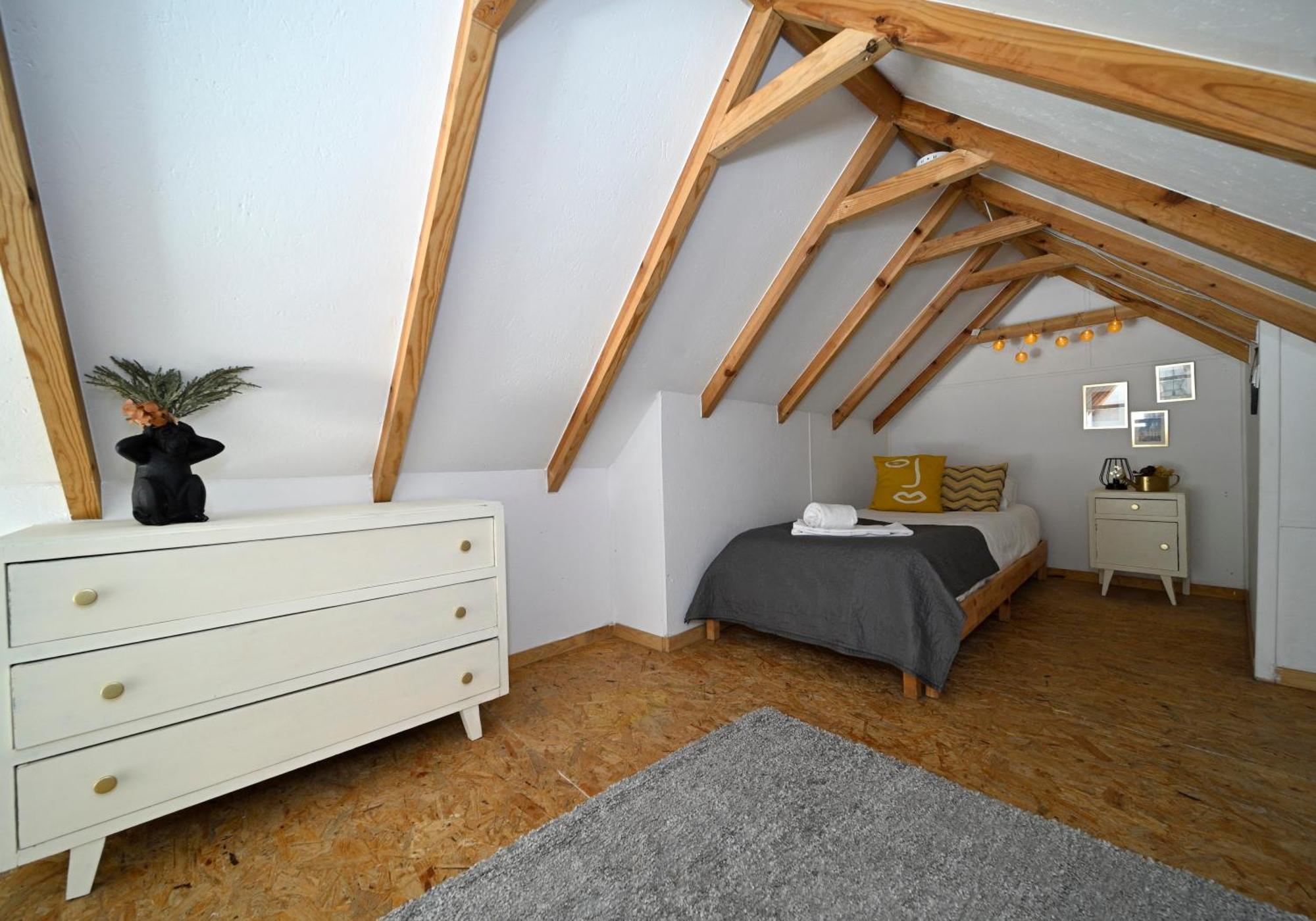 Dandy's Blue Apartment